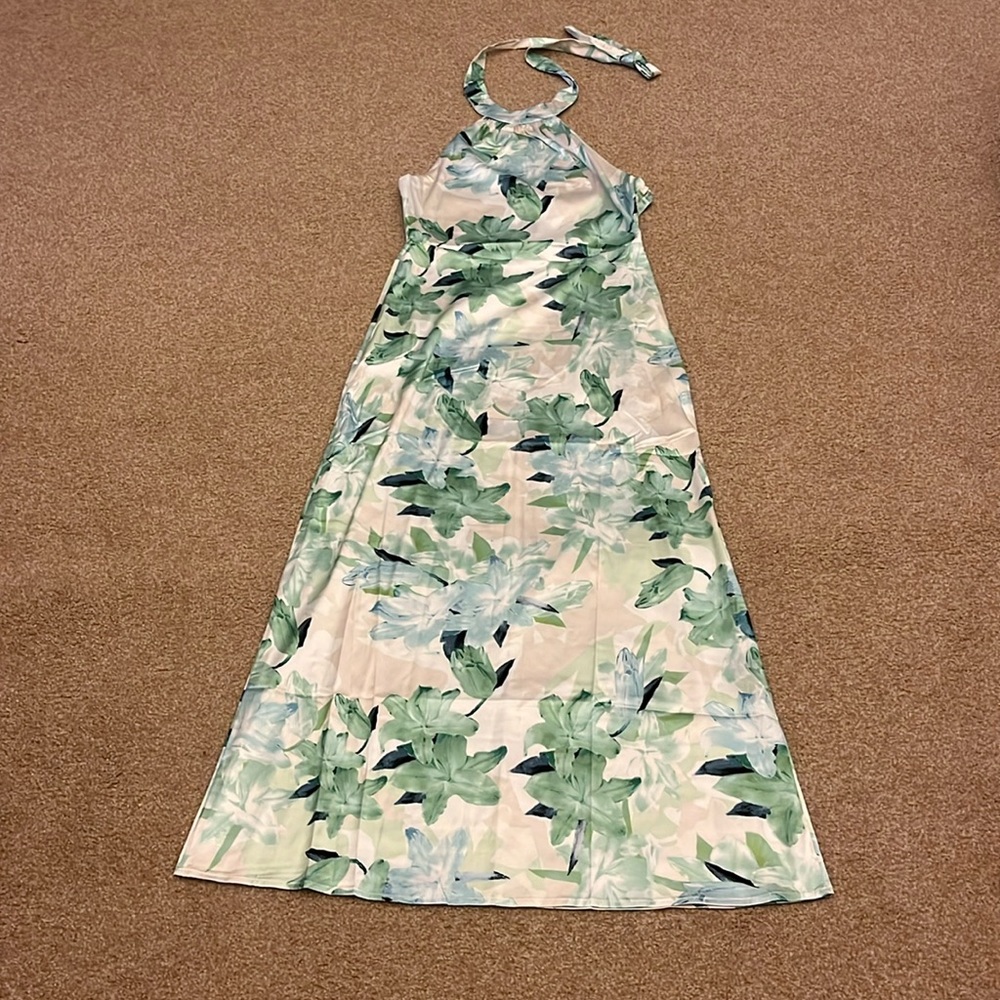 Cherley floral print halter maxi dress in SML NWT